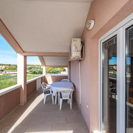 1 With Swimming Pool Nikola *