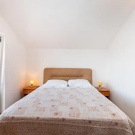 1 With Swimming Pool Nikola * Nin