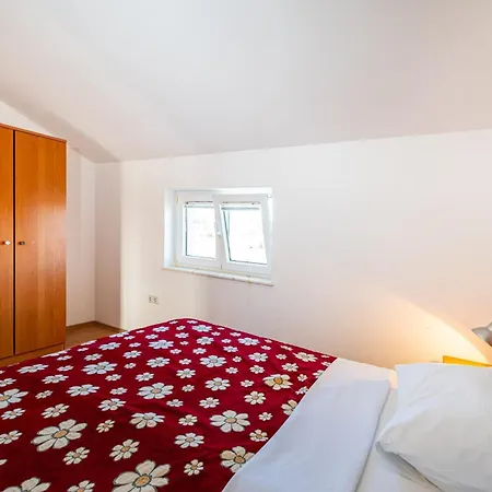 1 With Swimming Pool Nikola Nin