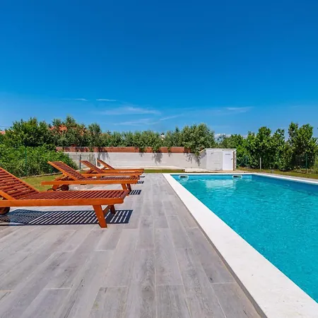 1 With Swimming Pool Nikola Nin