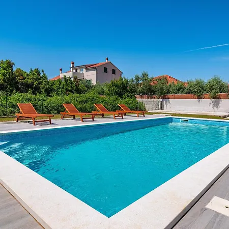 Appartement 1 With Swimming Pool Nikola Nin