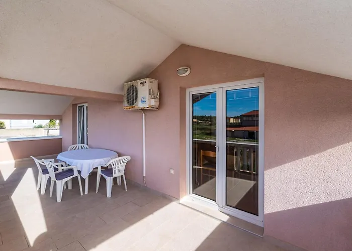 Apartamento 1 With Swimming Pool Nikola *