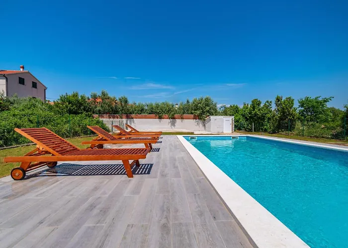 1 With Swimming Pool Nikola Nin